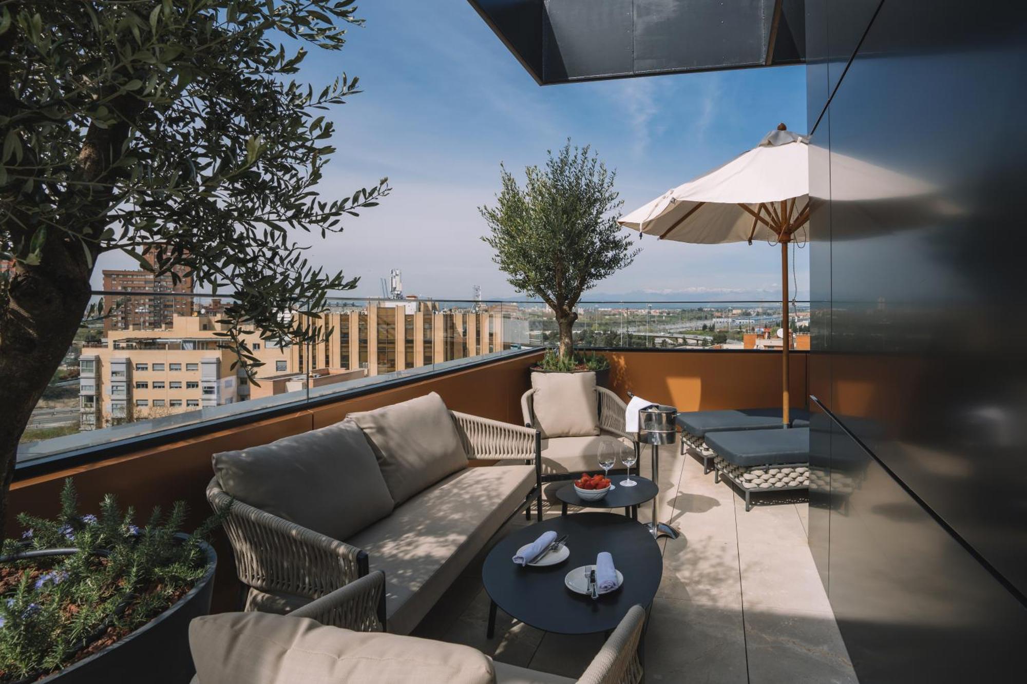 Hotel Pinar Plaza Madrid Extérieur photo