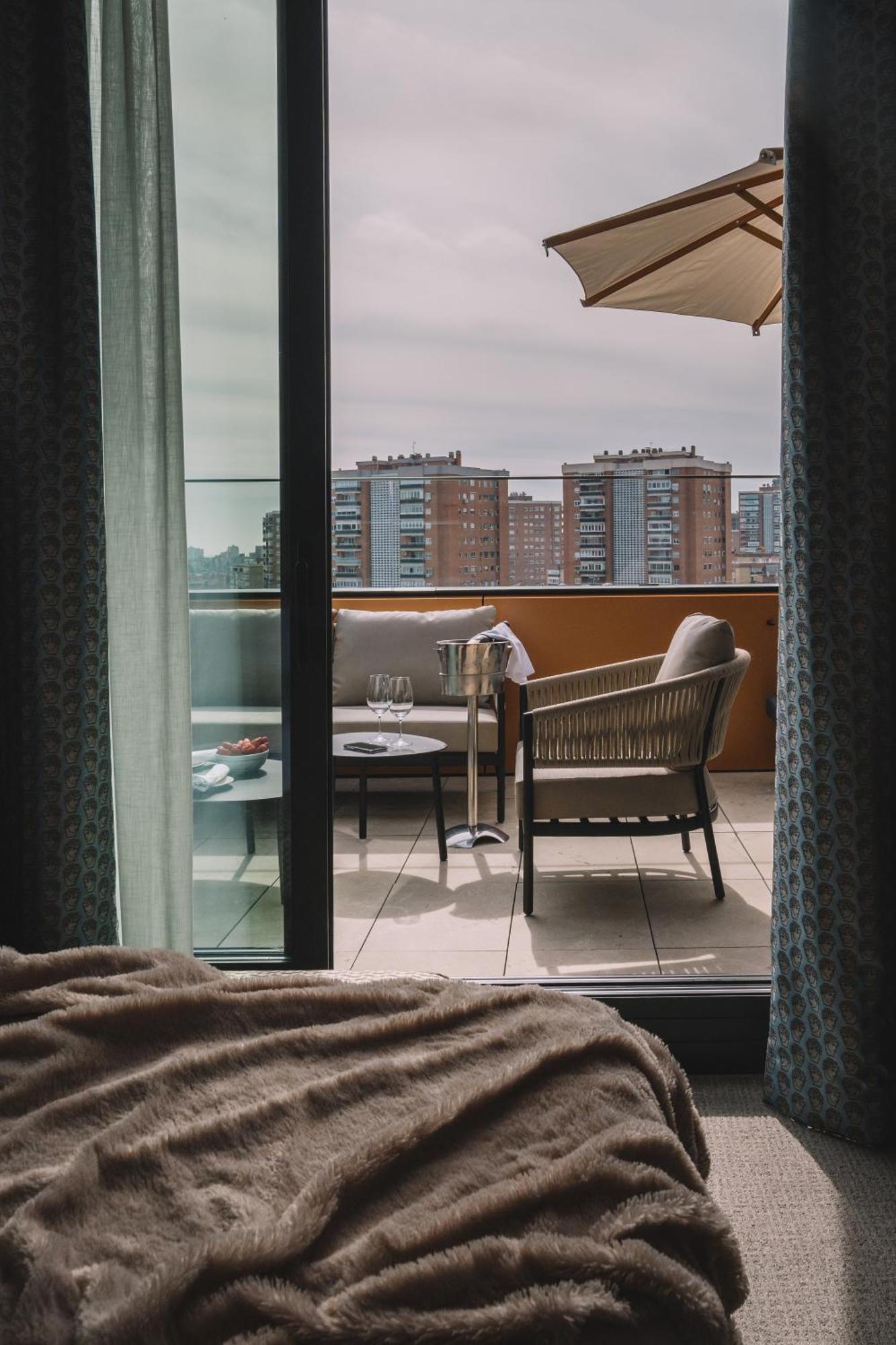 Hotel Pinar Plaza Madrid Extérieur photo