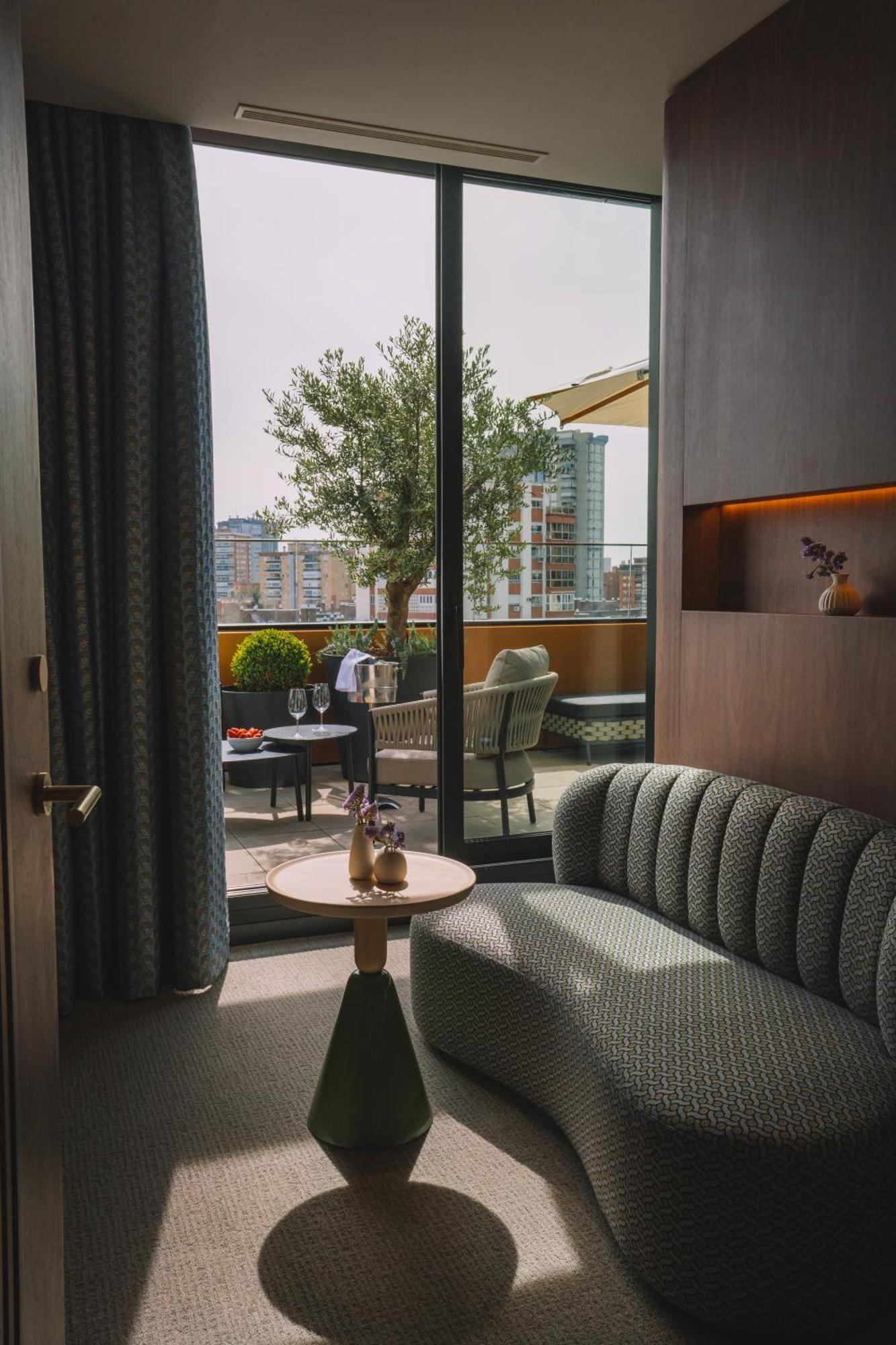 Hotel Pinar Plaza Madrid Extérieur photo