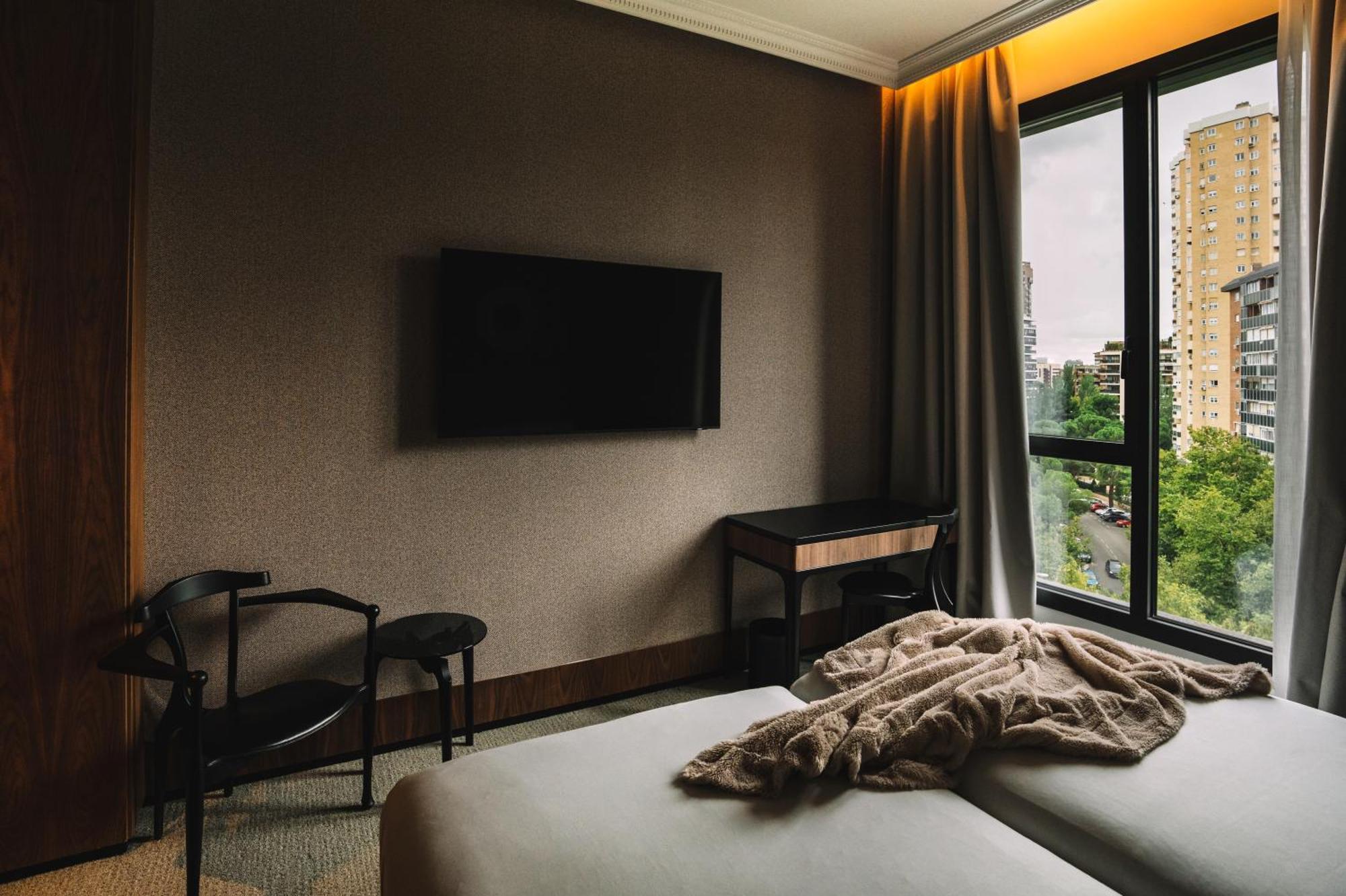 Hotel Pinar Plaza Madrid Extérieur photo